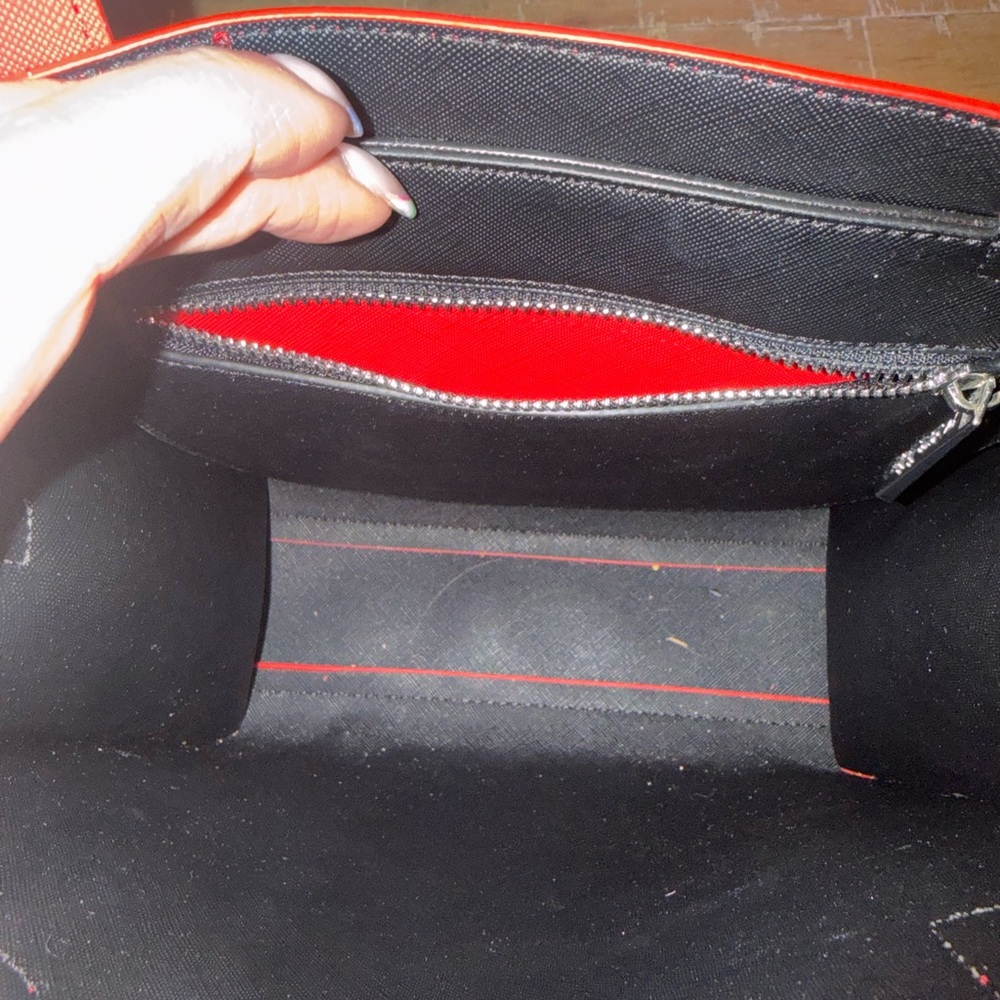 Marc Tetro Red Westie Print Shoulder Bag with Coin Pouch and Matching Leash - Picture 7 of 14
